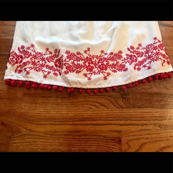 ☀️Forever 21 White & Red Off the Shoulder Dress - Picture 8 of 9